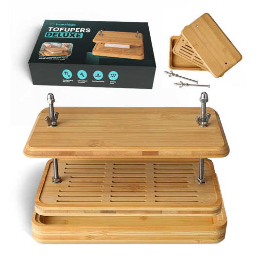 Ironridge® Tofupers Deluxe – Bamboe – Verstelbaar – Met Druipbak – Antislip – Voor Extra Stevige & Smaakvolle Tofu – Duurzaam Keukengerei